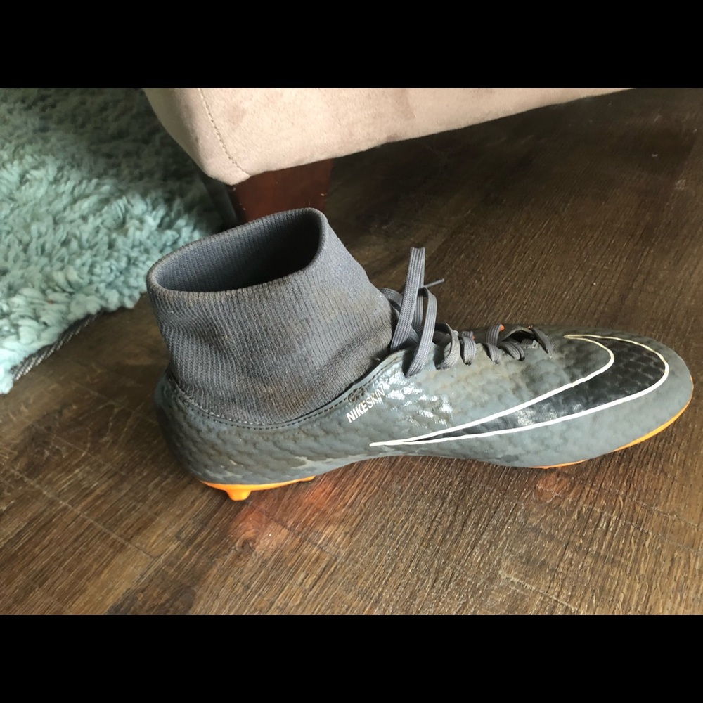Men’s  Nike Phantom/Hypervenom Soccer Cleats